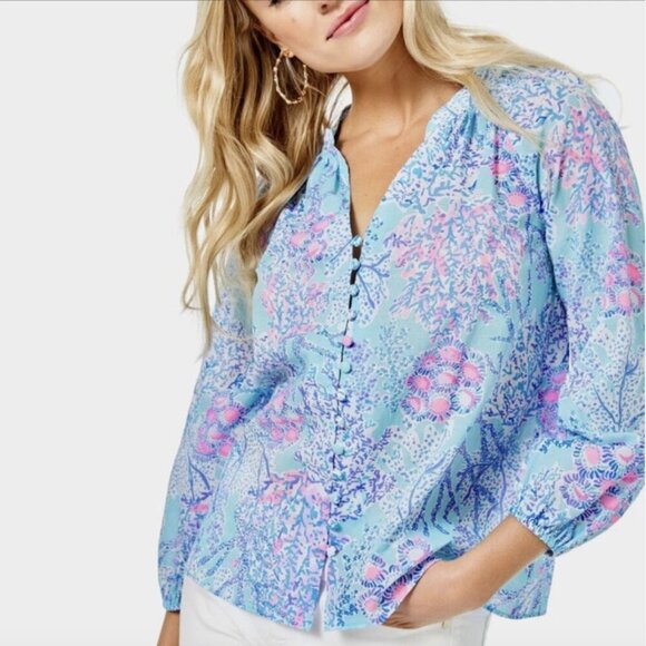 Lilly Pulitzer Coleman Top Now You Sea Me Blue Ibiza Button Up Size Small - Picture 1 of 5